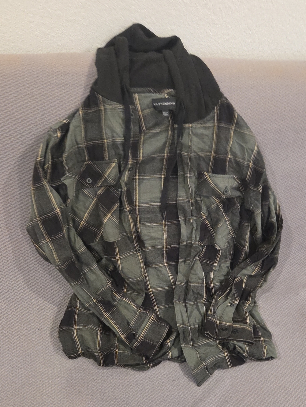 No Boundaries Green Plaid Hooded Shirt Jacket with Black Hood